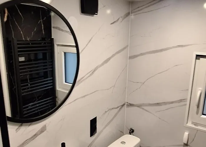 Tinyhouse U Novomlýnských Nádrží Camping *